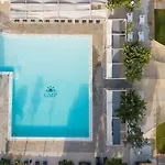Buka Sandy Ξενοδοχείο 4*