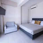 Buka Sandy Μεσσήνη