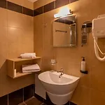 Buka Sandy Ξενοδοχείο 4*