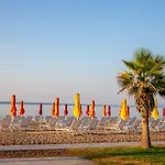 Ξενοδοχείο Buka Sandy 4*