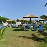 Buka Sandy Ξενοδοχείο