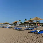 Buka Sandy Μεσσήνη