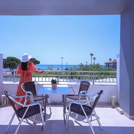 Hotell Buka Sandy Messíni