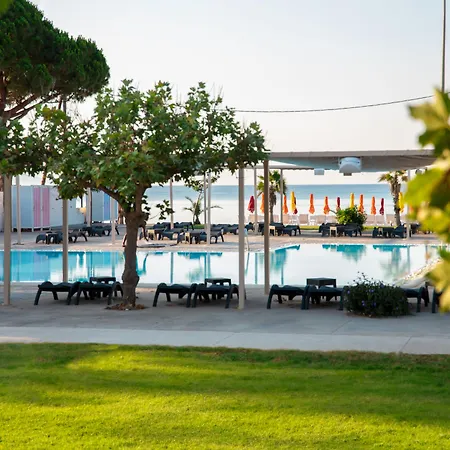 Отель Buka Sandy