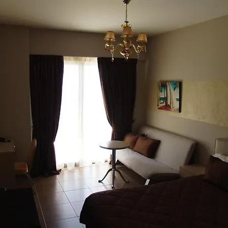 Hotel Buka Sandy Messini