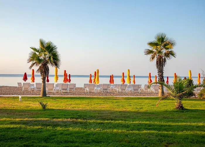 Buka Sandy Hotel Messíni