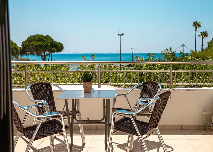 Buka Sandy Hotel Messíni