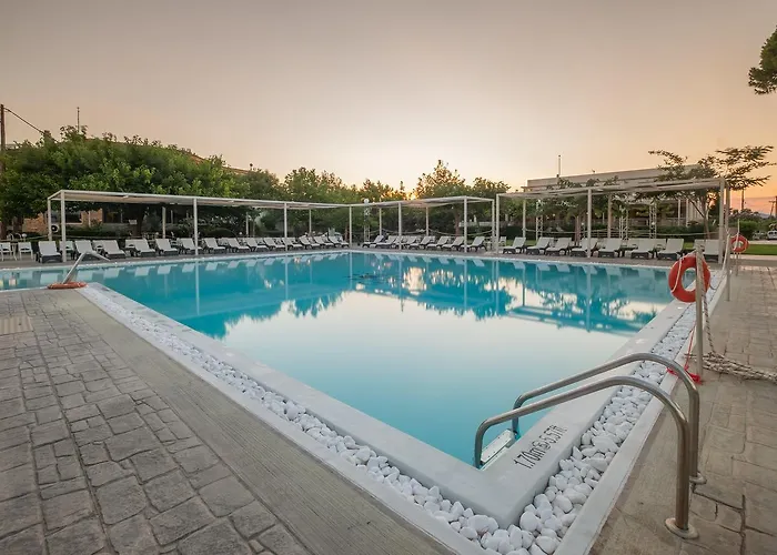 Buka Sandy Hotel Messíni